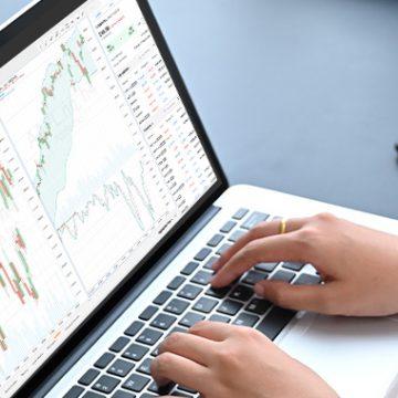 How to Trade on R StocksTrader Platform: Trader’s Guide